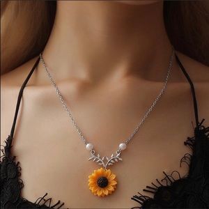 Silver Sunflower Necklace